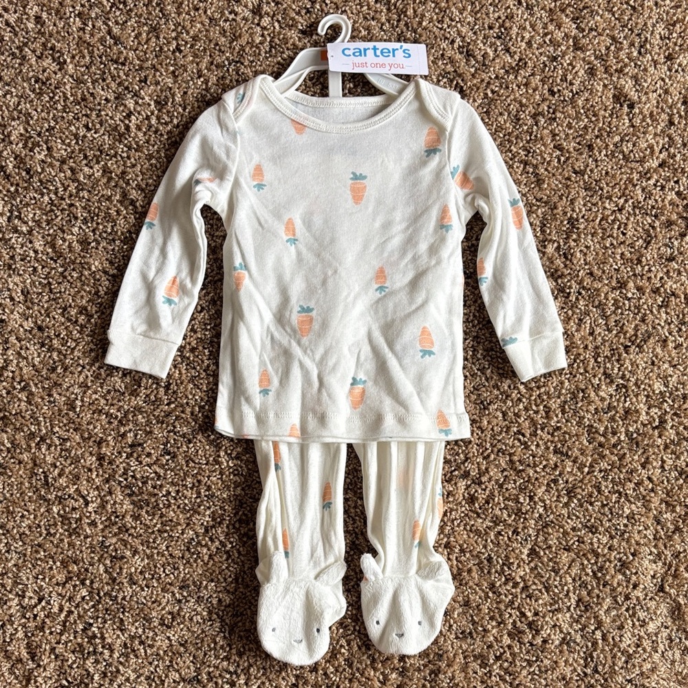 Carter's Bunny Footed and Carrot All Over Pattern Matching Set Size 9 months